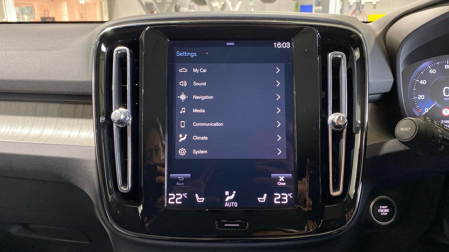 Used Volvo XC40 2021 for sale - 76545185: Photo 34