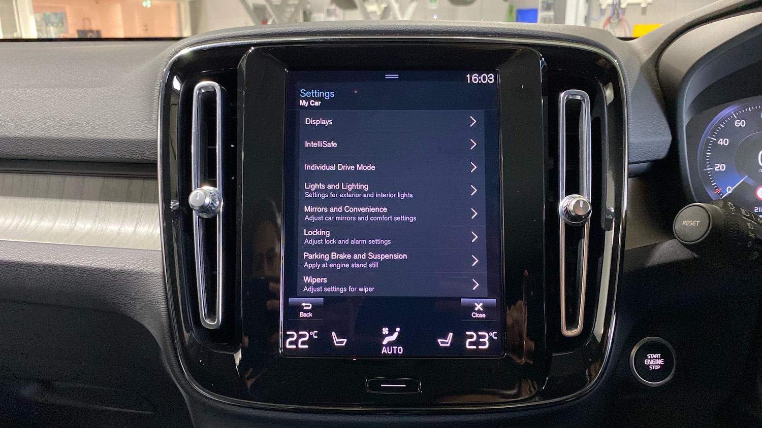 Used Volvo XC40 2021 for sale - 76545185: Photo 35