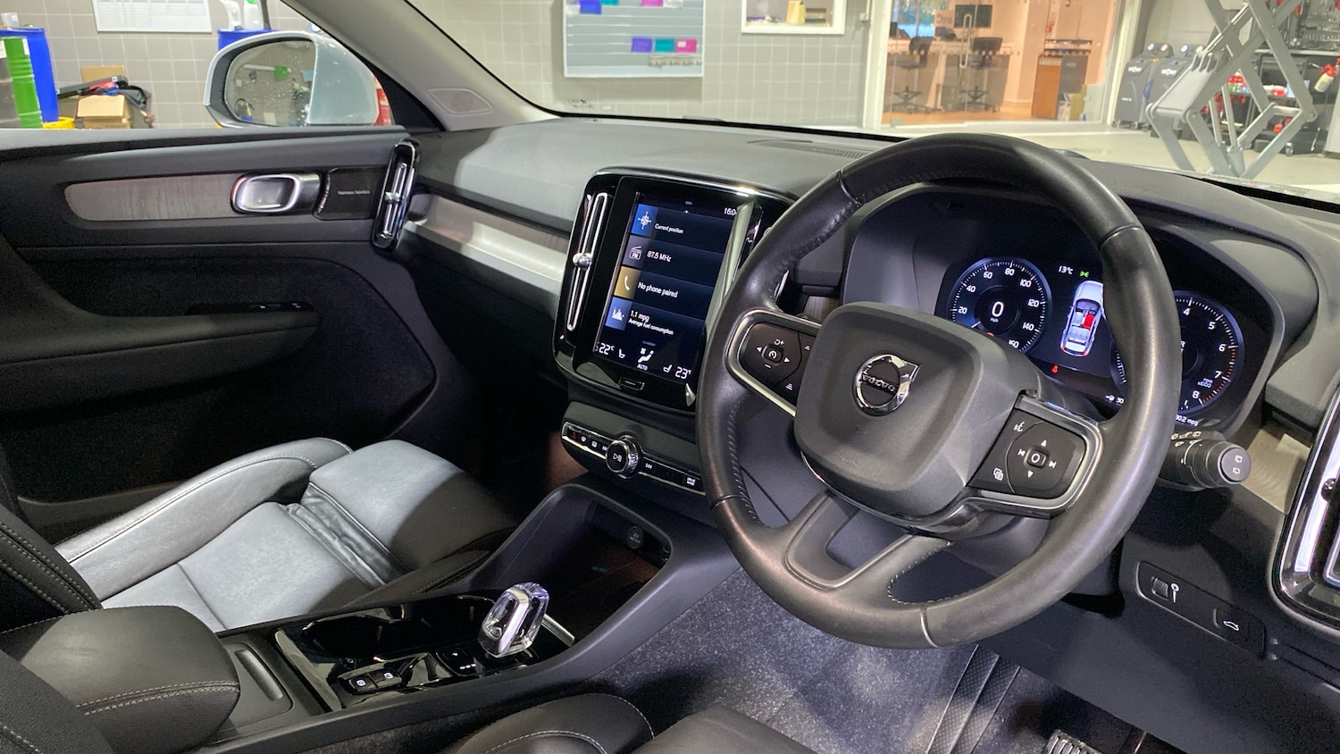 Used Volvo XC40 2021 for sale - 76545185: Photo 5