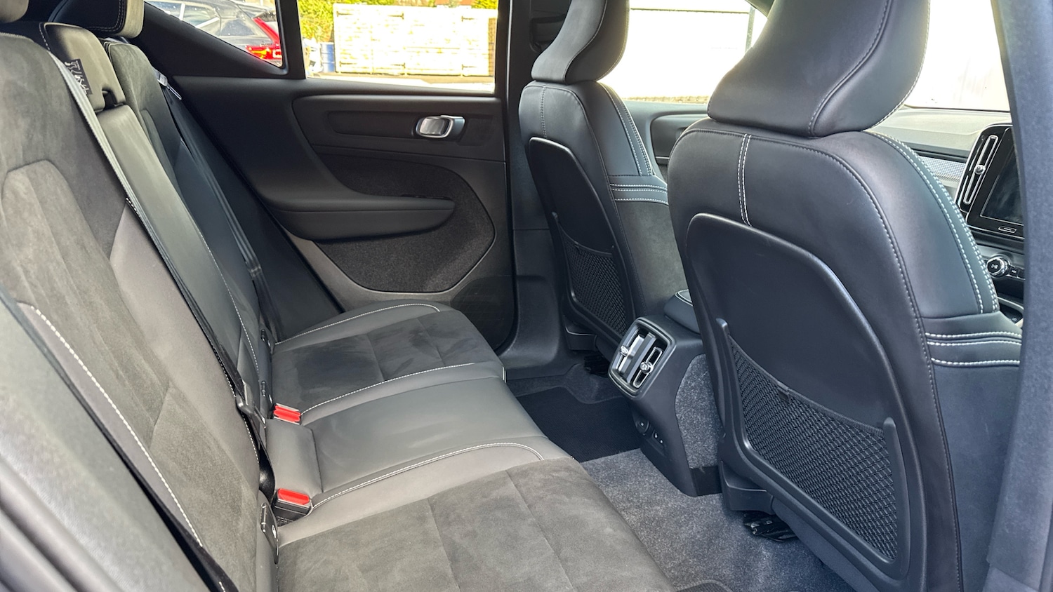 Used Volvo XC40 2024 for sale - 76719186: Photo 6