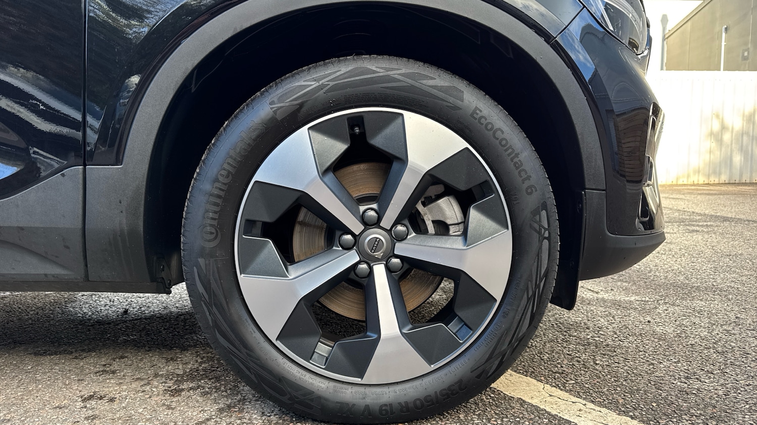 Used Volvo XC40 2024 for sale - 76719186: Photo 9