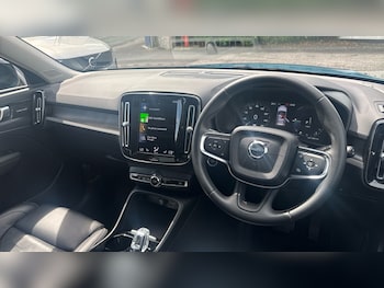 Used Volvo XC40 2023 for sale - 79239724: Photo