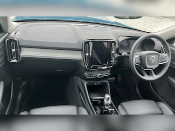 Used Volvo XC40 2024 for sale - 75497437: Photo