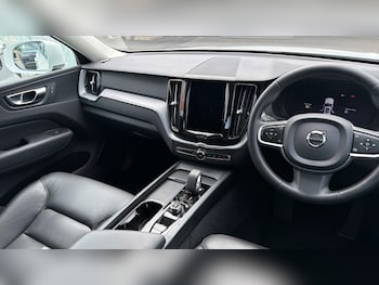 Used Volvo XC60 2022 for sale - 79222741: Photo