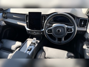 Used Volvo XC90 2025 for sale - 78722522: Photo