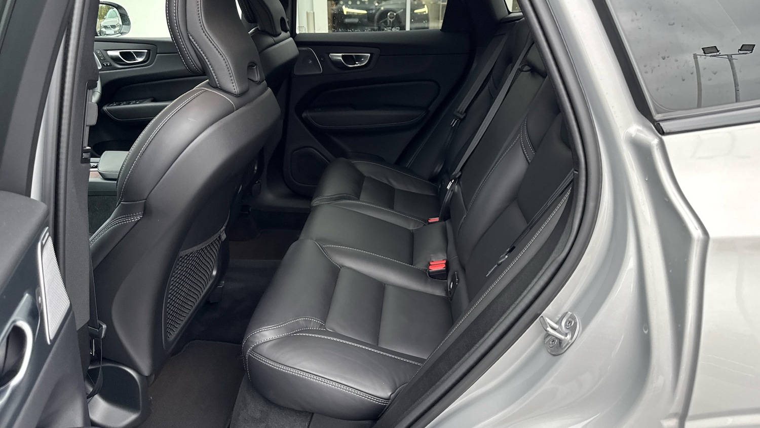 Used Volvo XC60 2023 for sale - 76494393: Photo 10