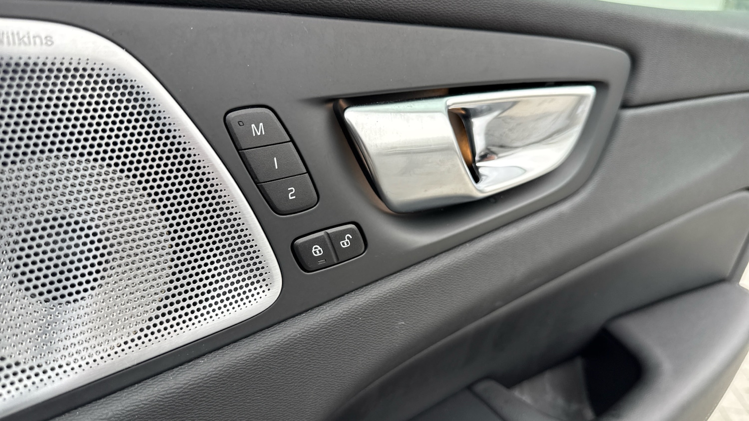 Used Volvo XC60 2023 for sale - 76494393: Photo 15