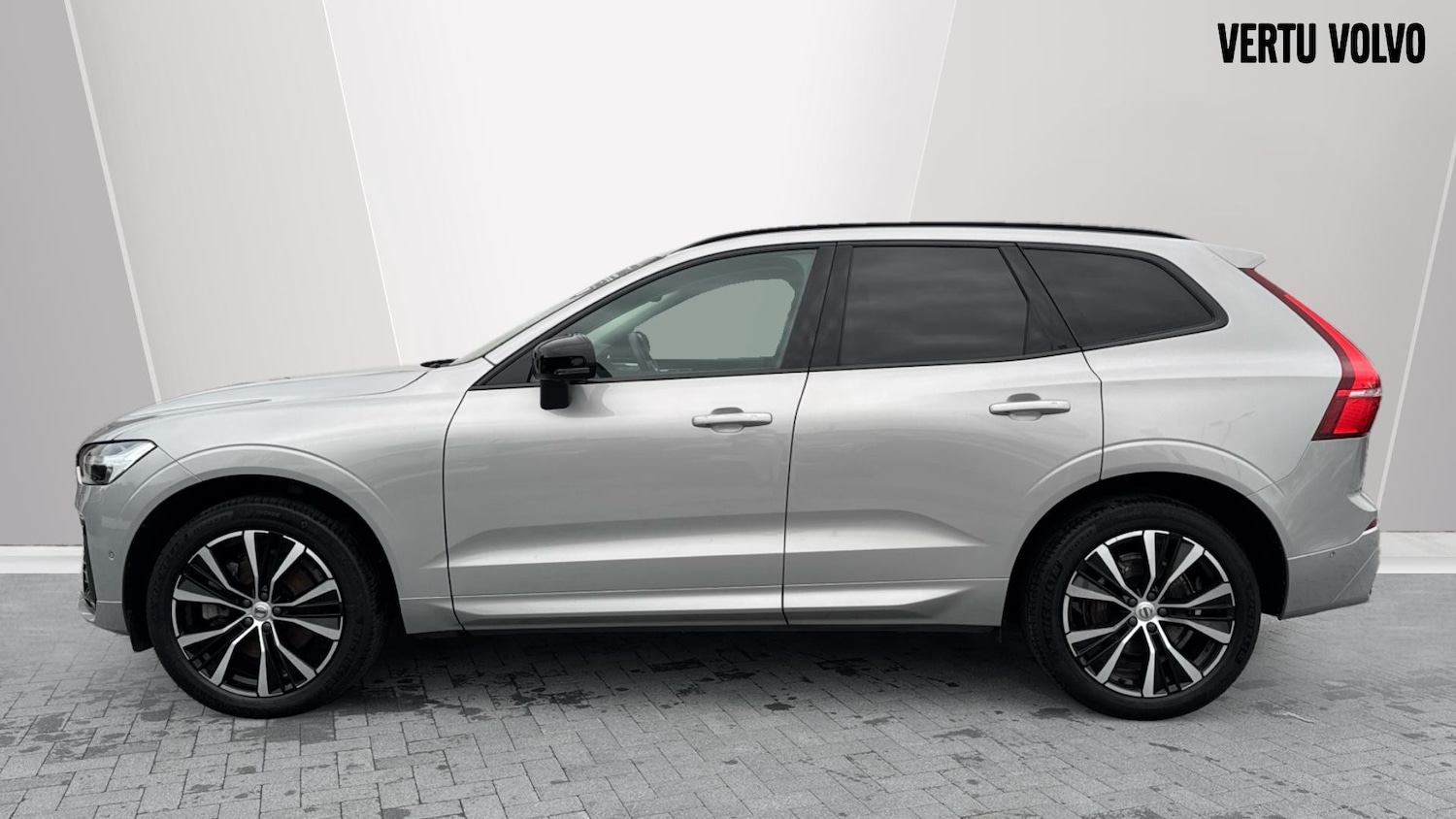 Used Volvo XC60 2023 for sale - 76494393: Photo 8