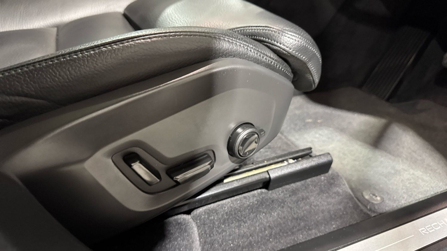 Used Volvo XC60 2023 for sale - 77003213: Photo 18