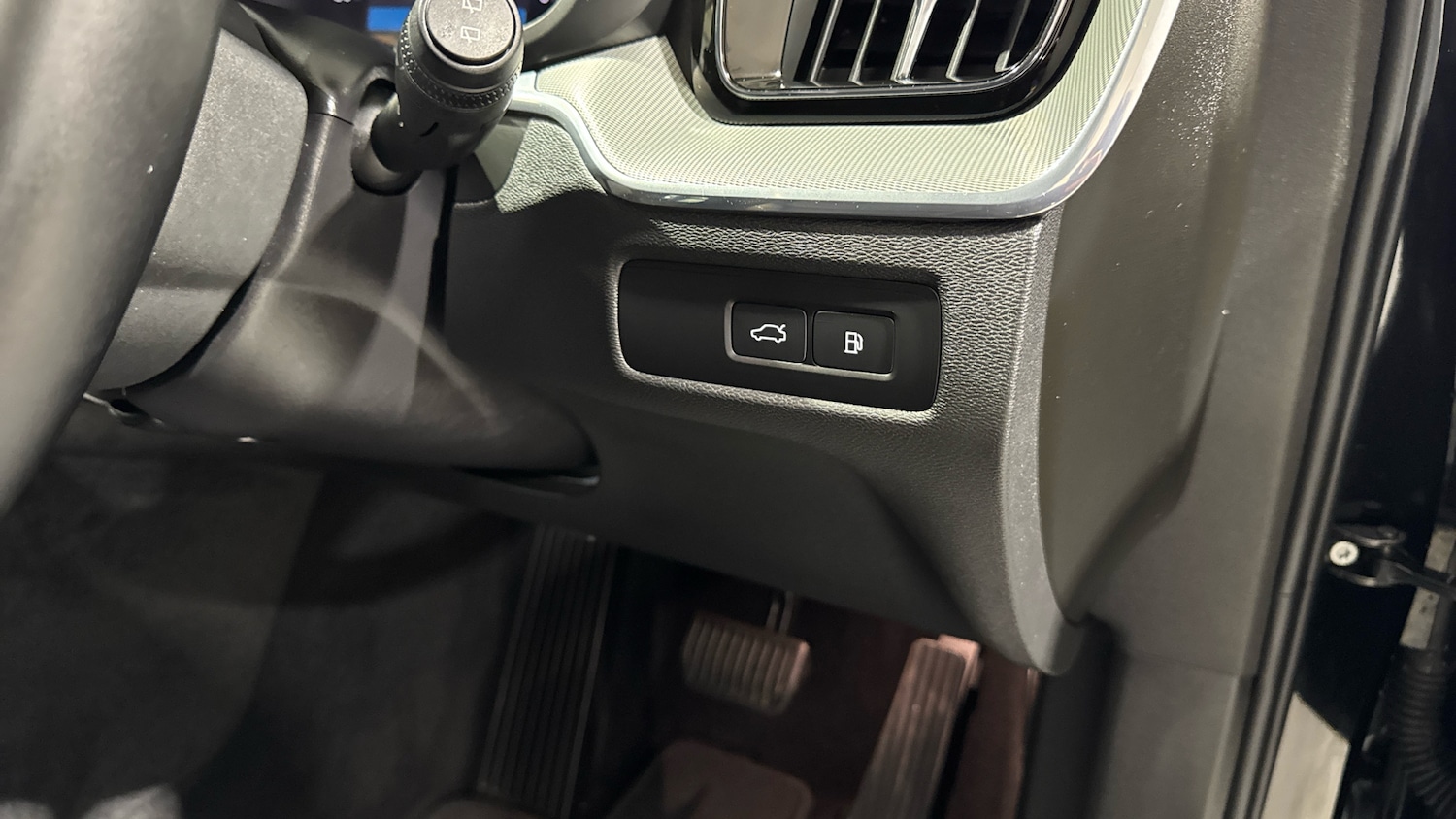 Used Volvo XC60 2023 for sale - 77003213: Photo 21