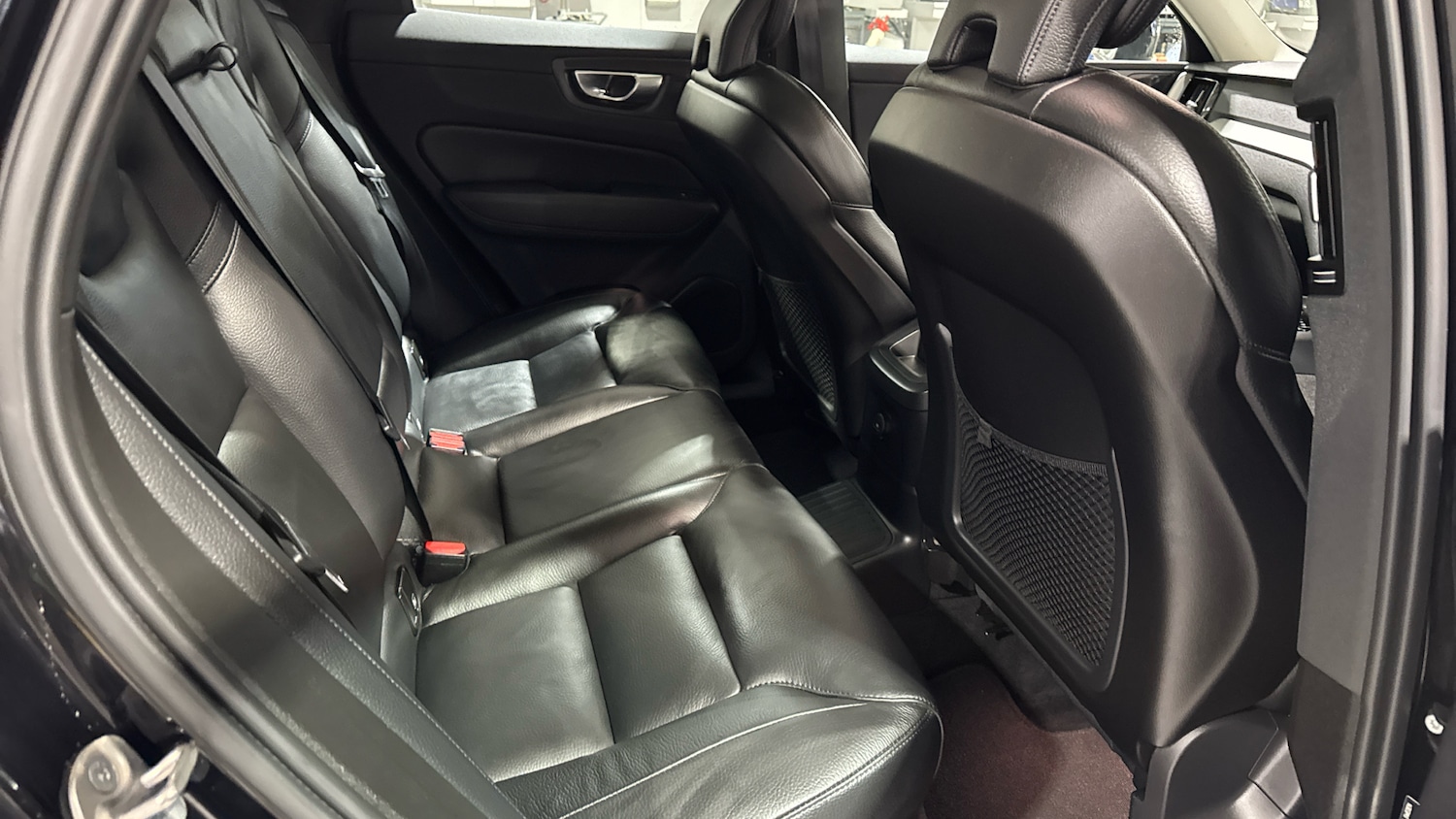 Used Volvo XC60 2023 for sale - 77003213: Photo 6