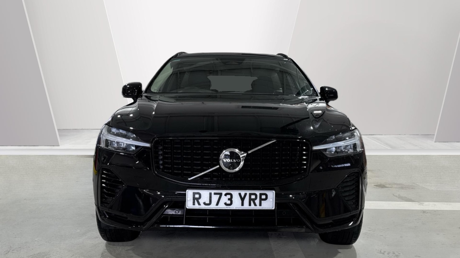 Used Volvo XC60 2023 for sale - 77003213: Photo 8