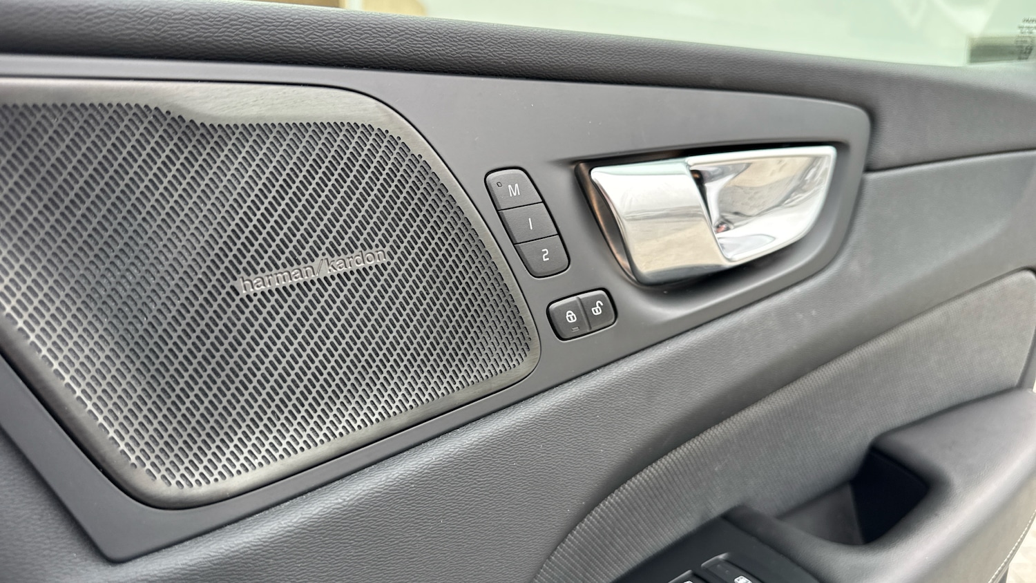 Used Volvo XC60 2022 for sale - 76493736: Photo 15