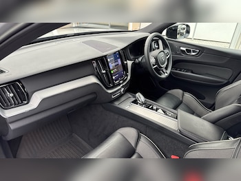 Used Volvo XC60 2022 for sale - 76493736: Photo