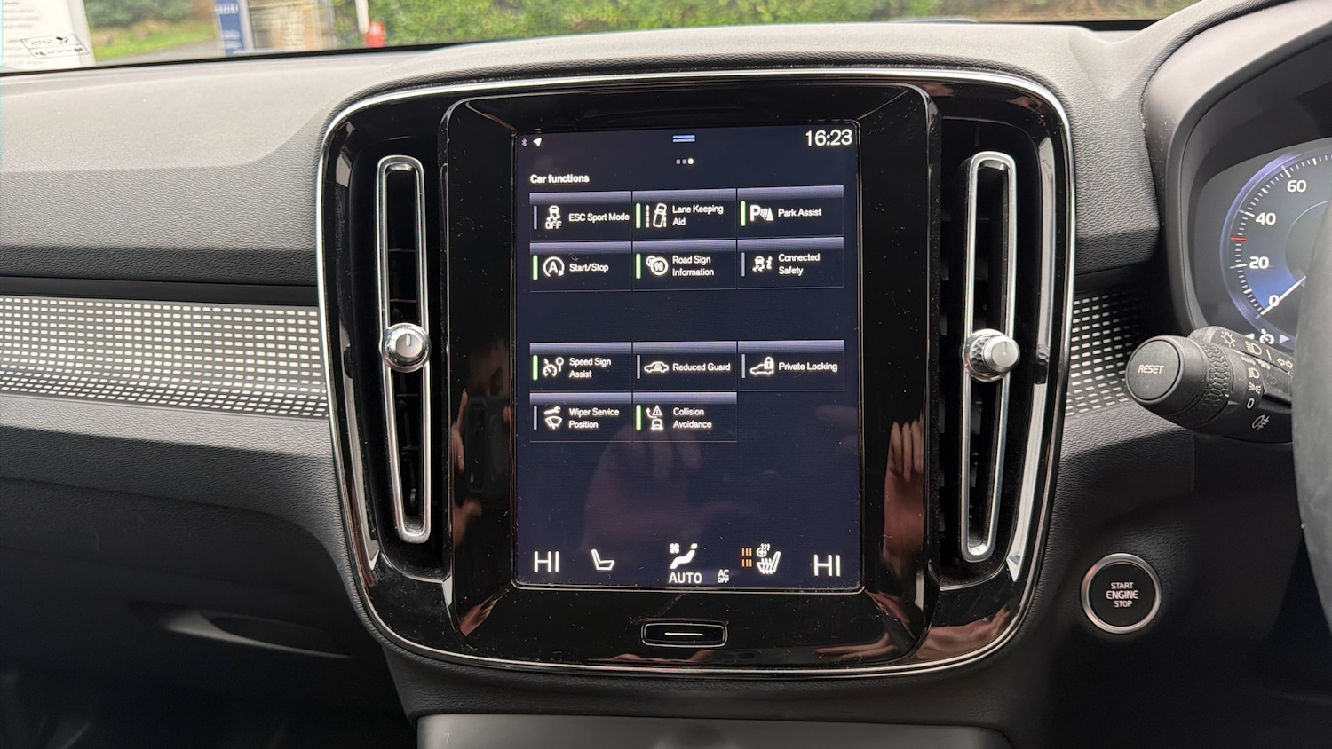 Used Volvo XC40 2021 for sale - 77732282: Photo 17