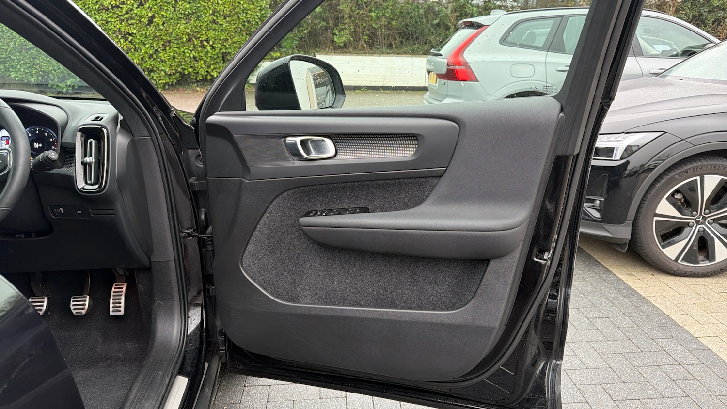 Used Volvo XC40 2021 for sale - 77732282: Photo 29