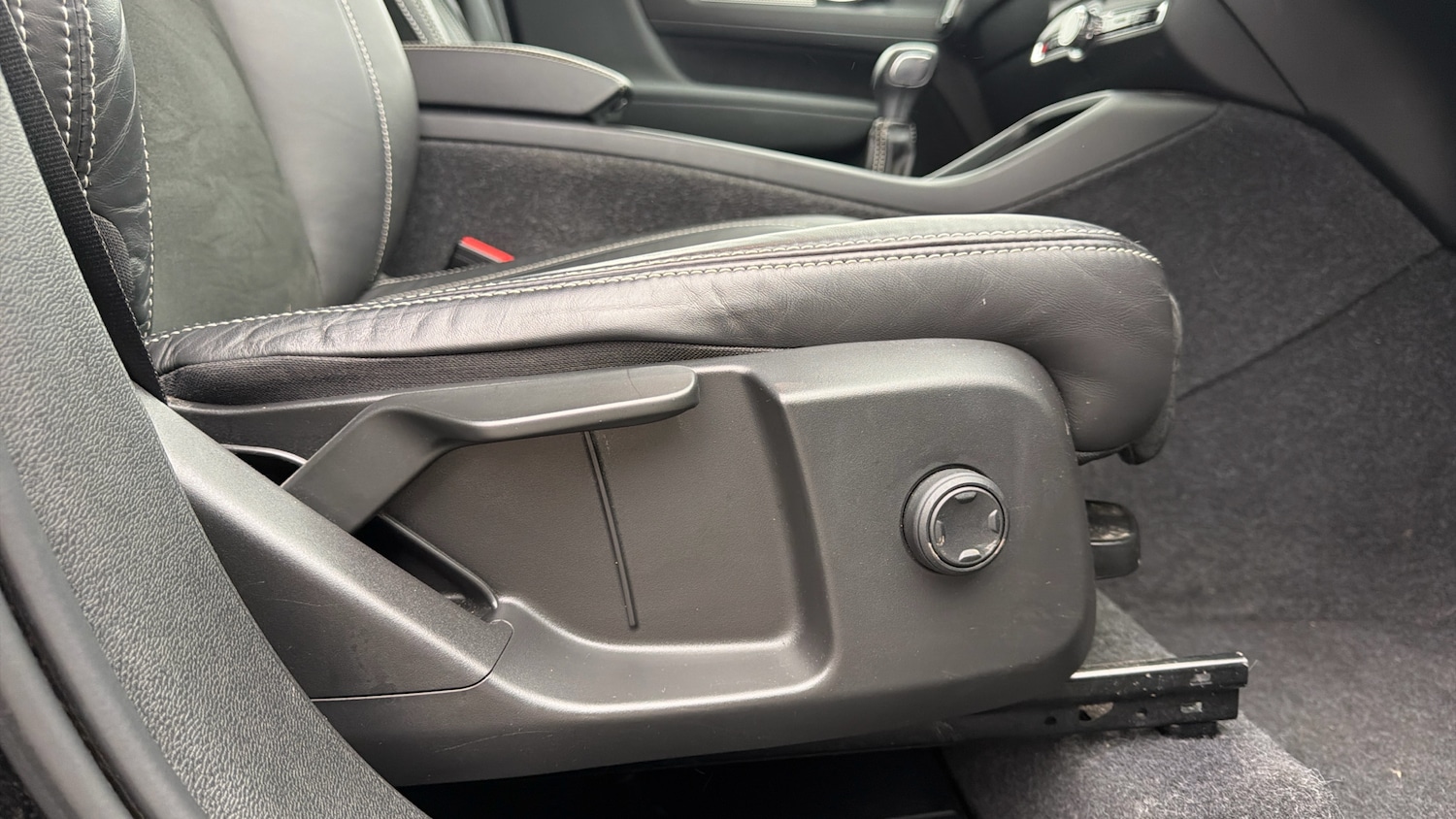 Used Volvo XC40 2021 for sale - 77732282: Photo 30