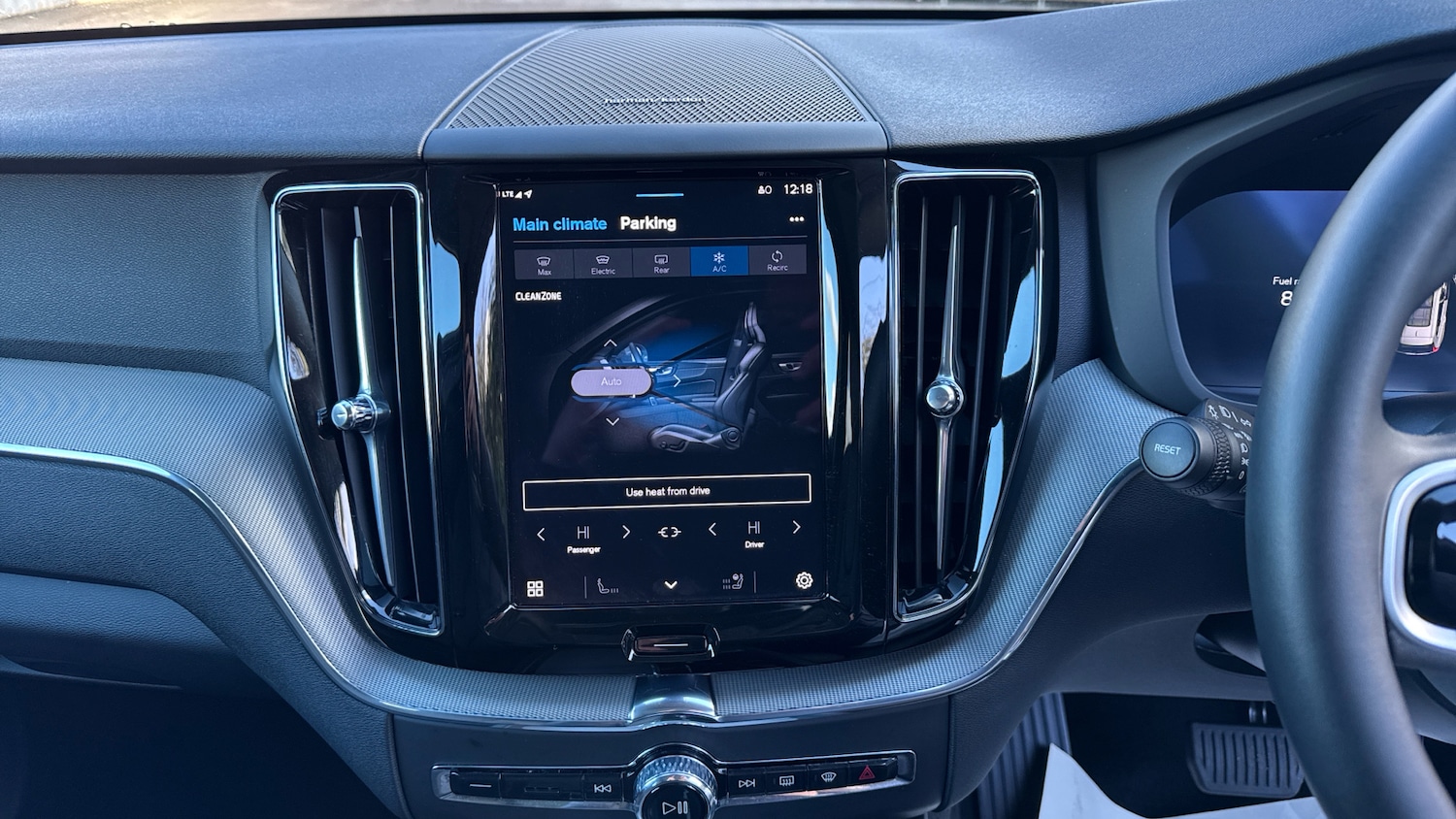 Used Volvo XC60 2025 for sale - 76734926: Photo 12