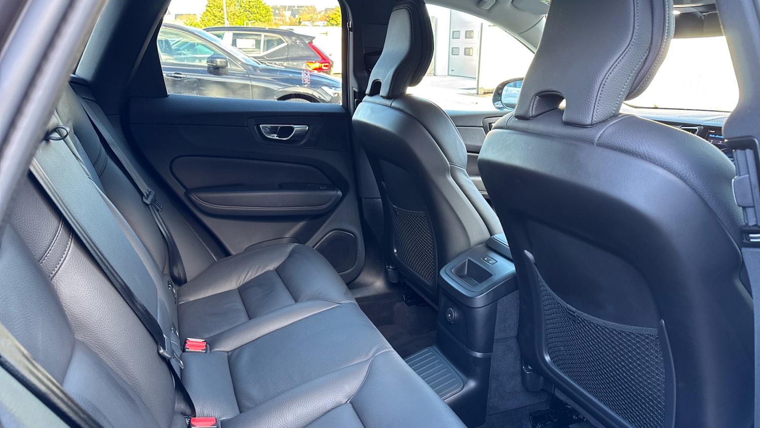 Used Volvo XC60 2025 for sale - 76734926: Photo 6