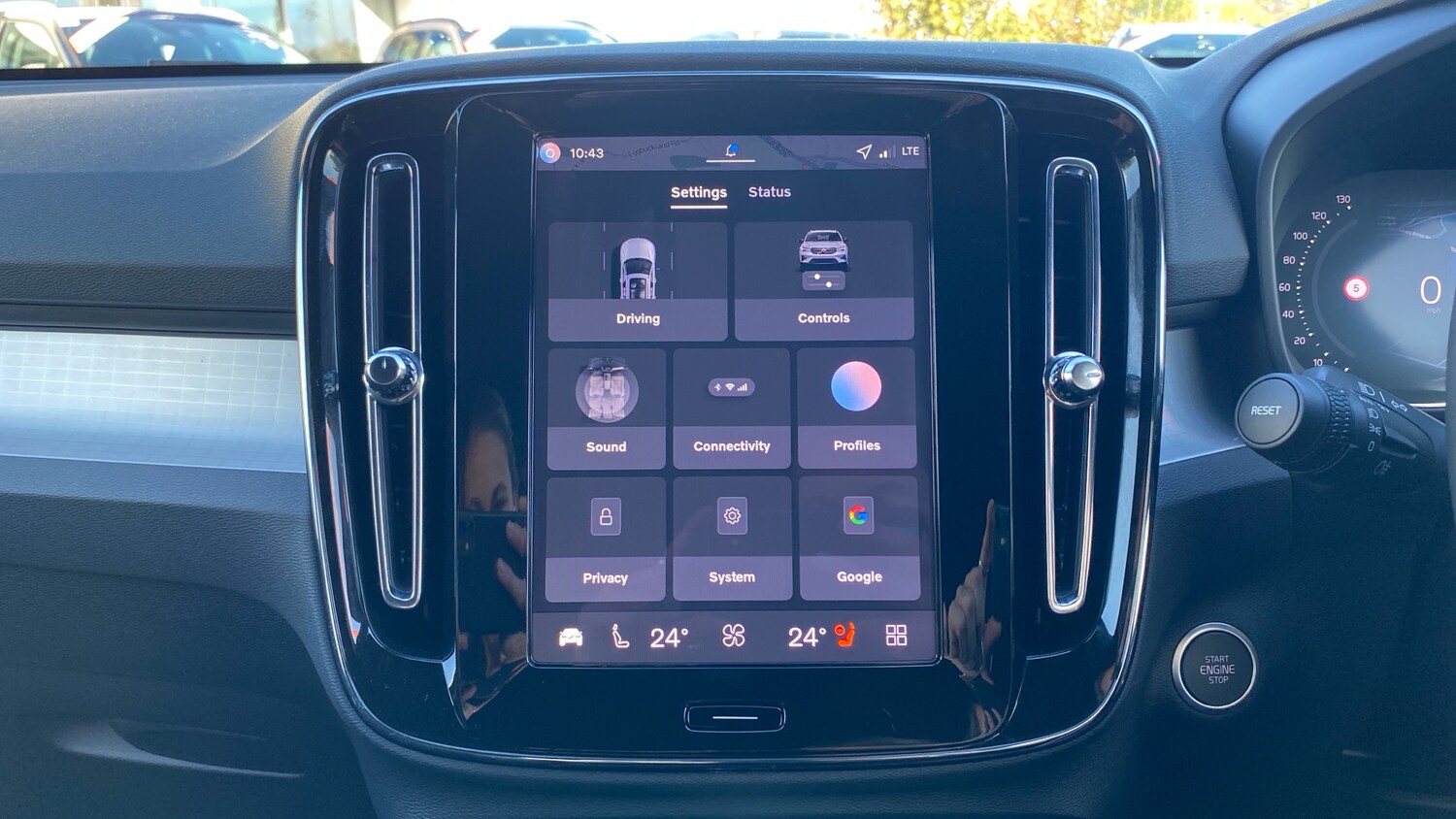 Used Volvo XC40 2025 for sale - 76542750: Photo 27