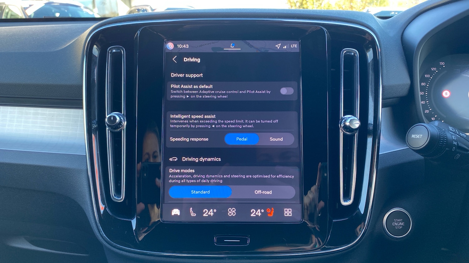 Used Volvo XC40 2025 for sale - 76542750: Photo 28