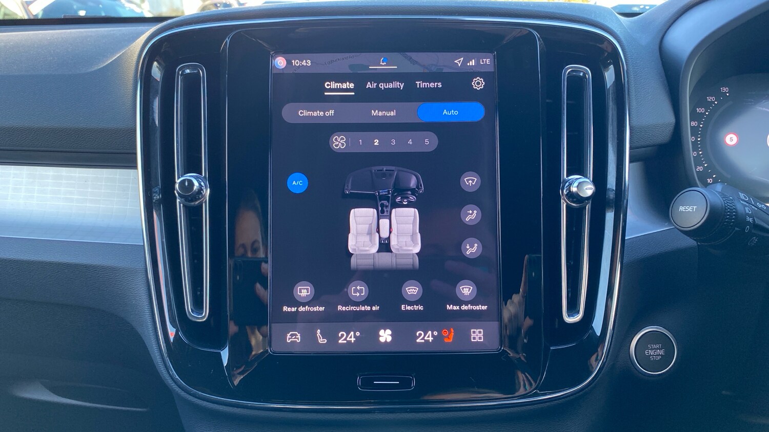 Used Volvo XC40 2025 for sale - 76542750: Photo 32