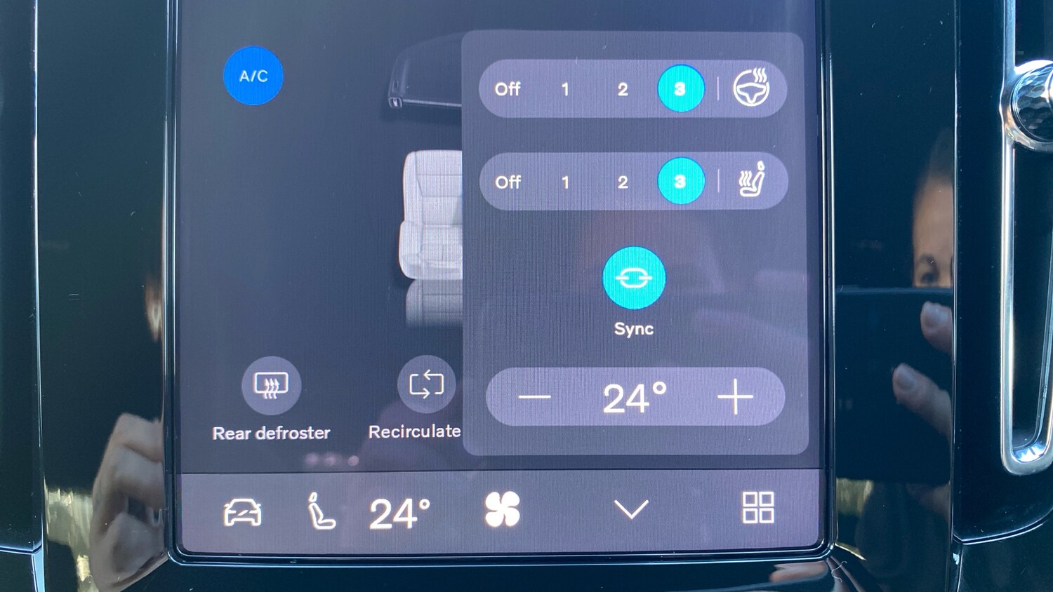 Used Volvo XC40 2025 for sale - 76542750: Photo 33