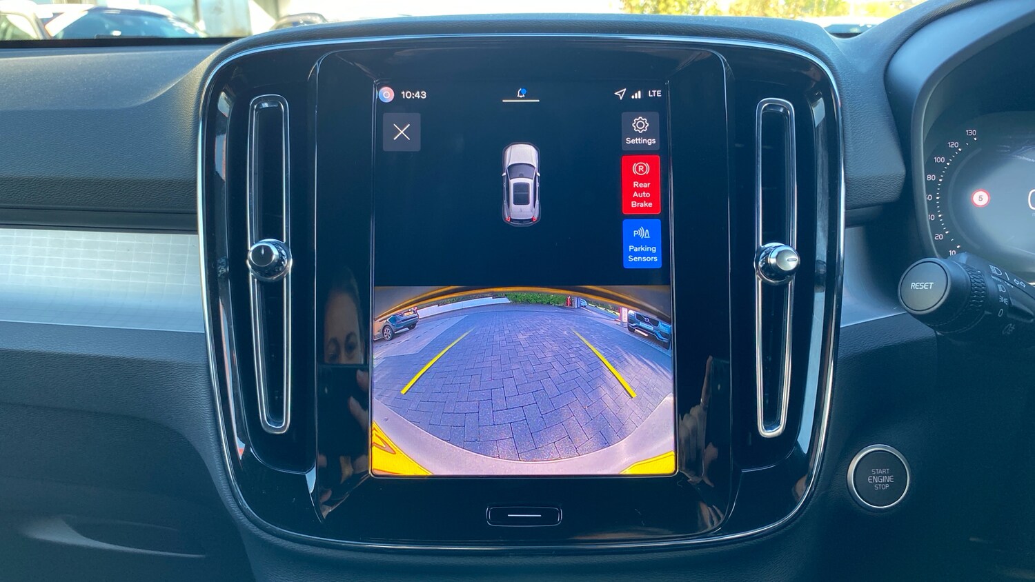 Used Volvo XC40 2025 for sale - 76542750: Photo 35