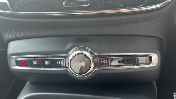 Used Volvo XC40 2022 for sale - 75399205: Photo 31