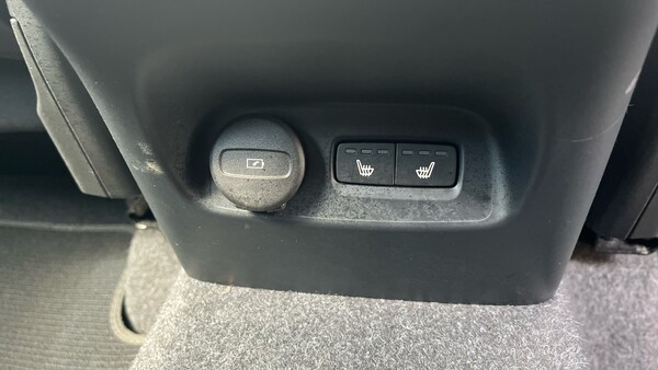 Used Volvo XC40 2022 for sale - 75399205: Photo 40