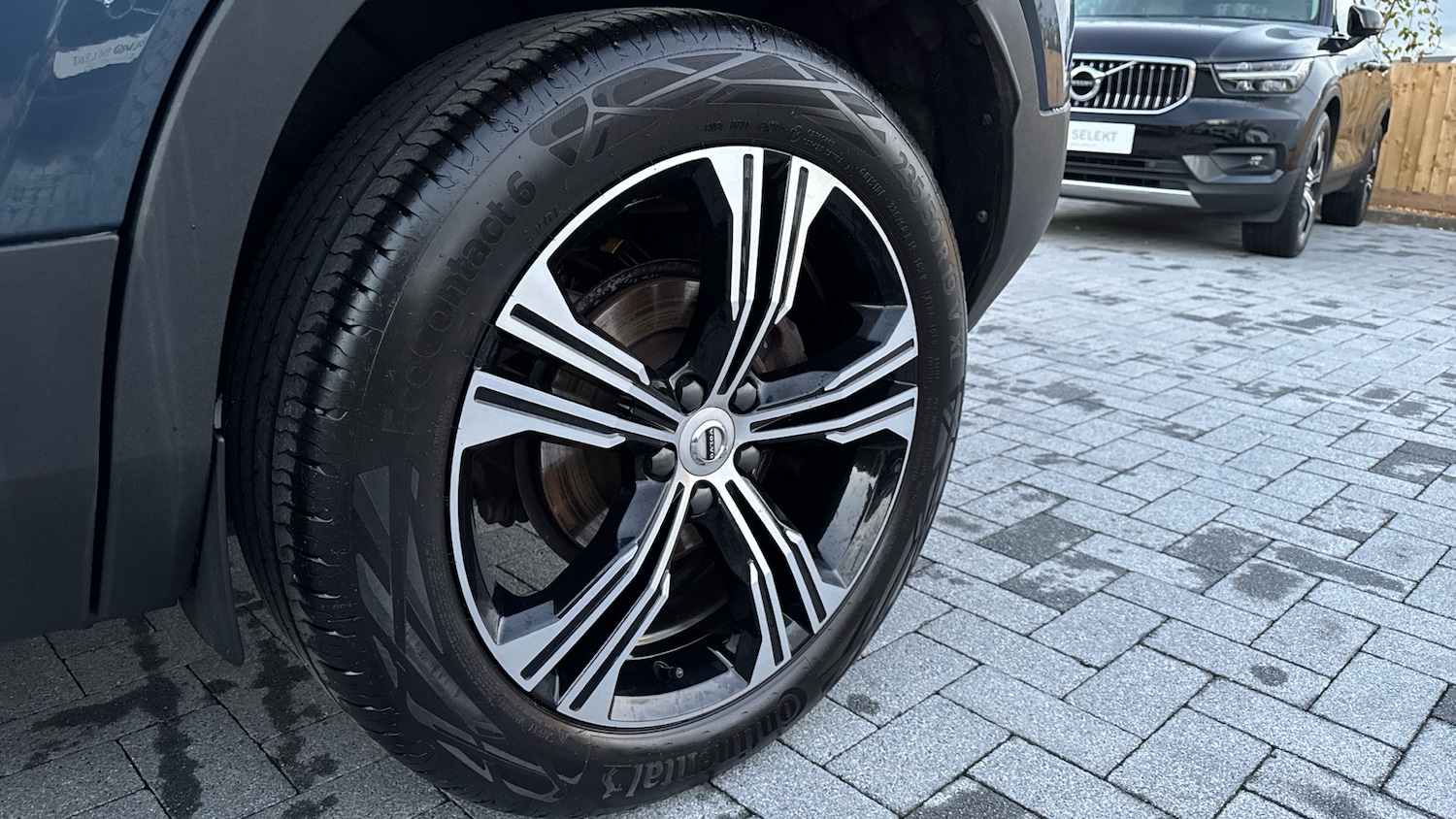 Used Volvo XC40 2020 for sale - 76625602: Photo 17