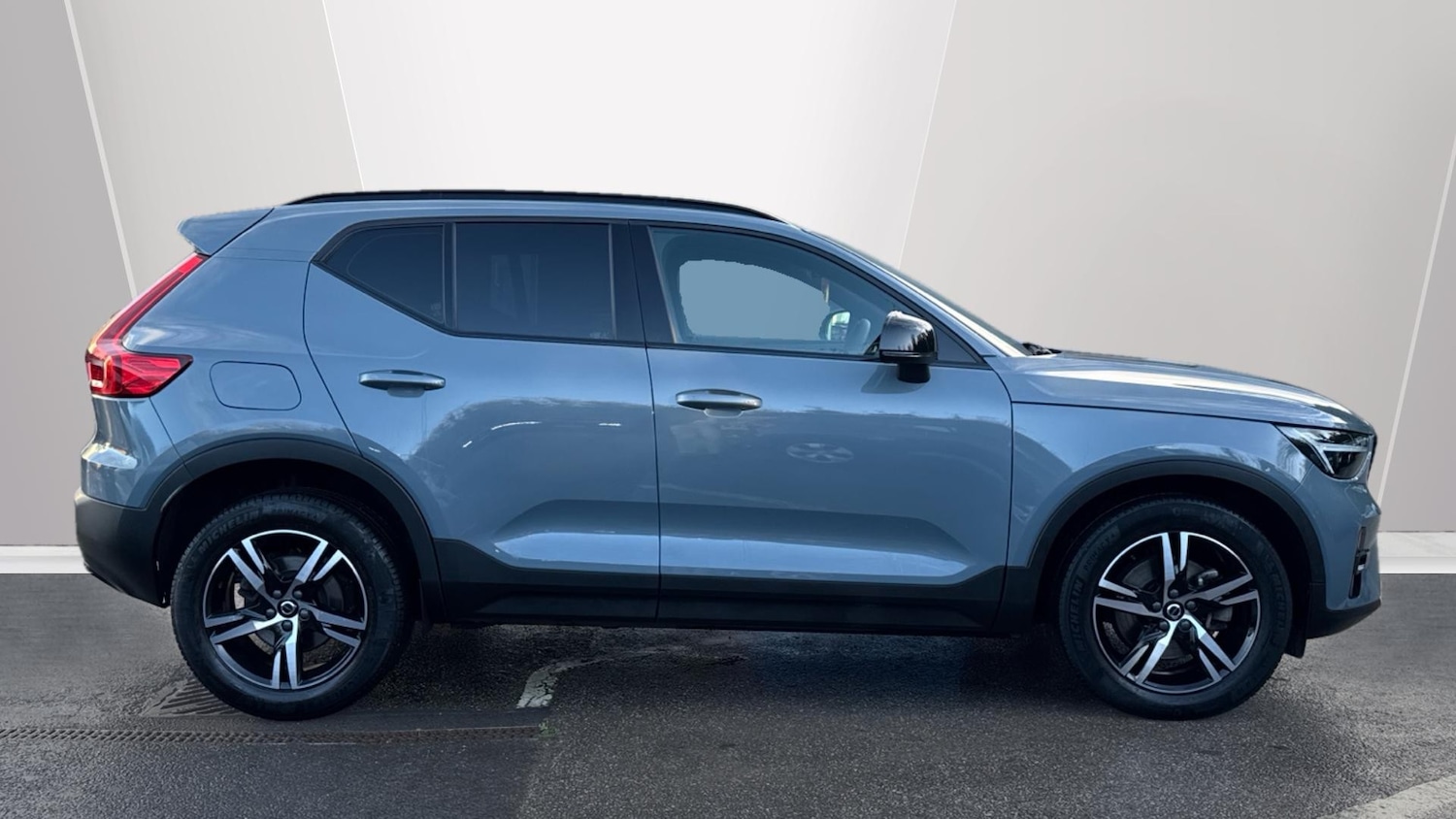 Used Volvo XC40 2022 for sale - 76833967: Photo 3