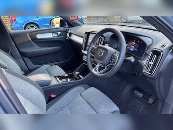 Used Volvo XC40 2022 for sale - 76833967: Photo