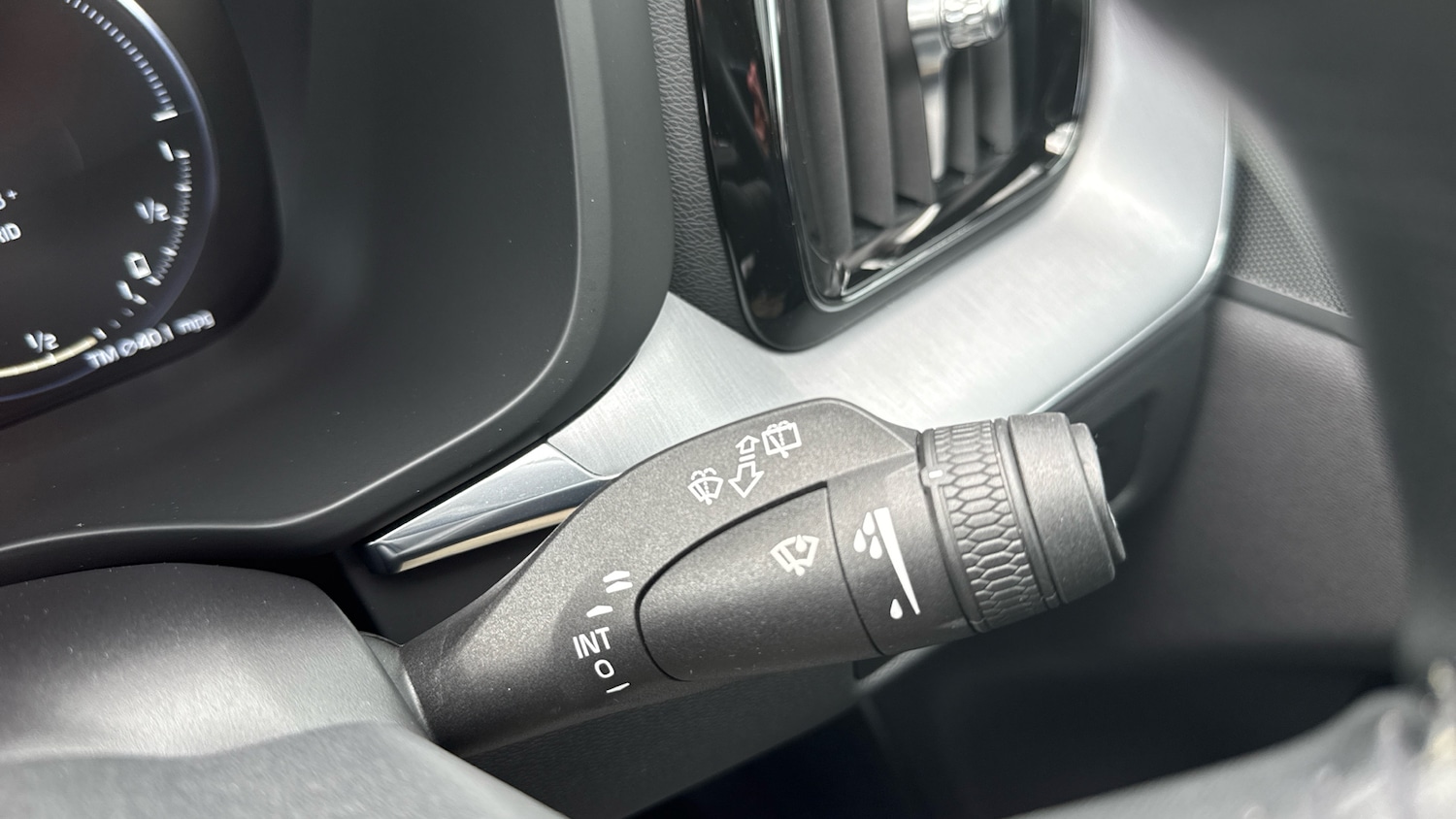 Used Volvo XC60 2021 for sale - 76833969: Photo 25