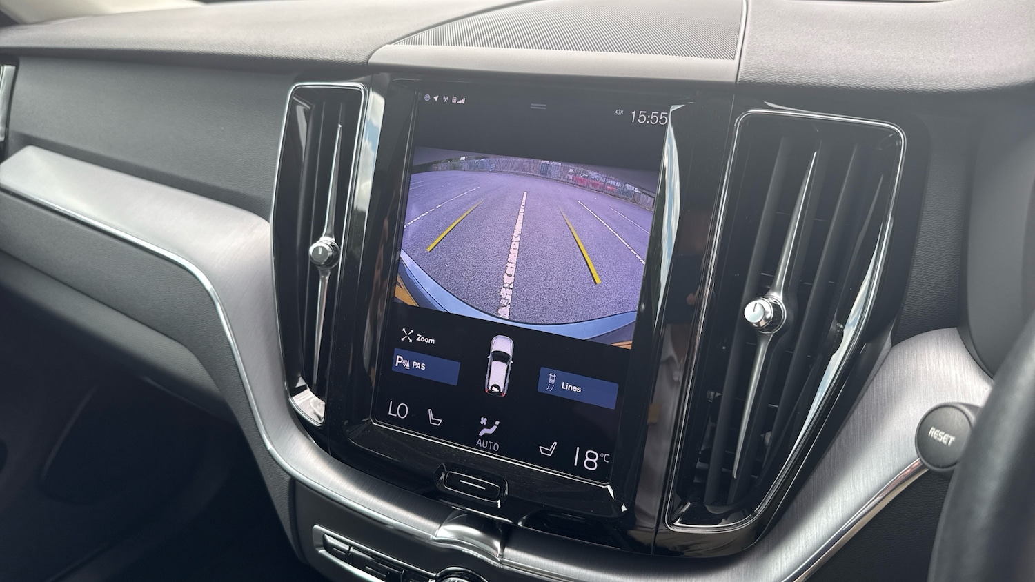 Used Volvo XC60 2021 for sale - 76833969: Photo 32