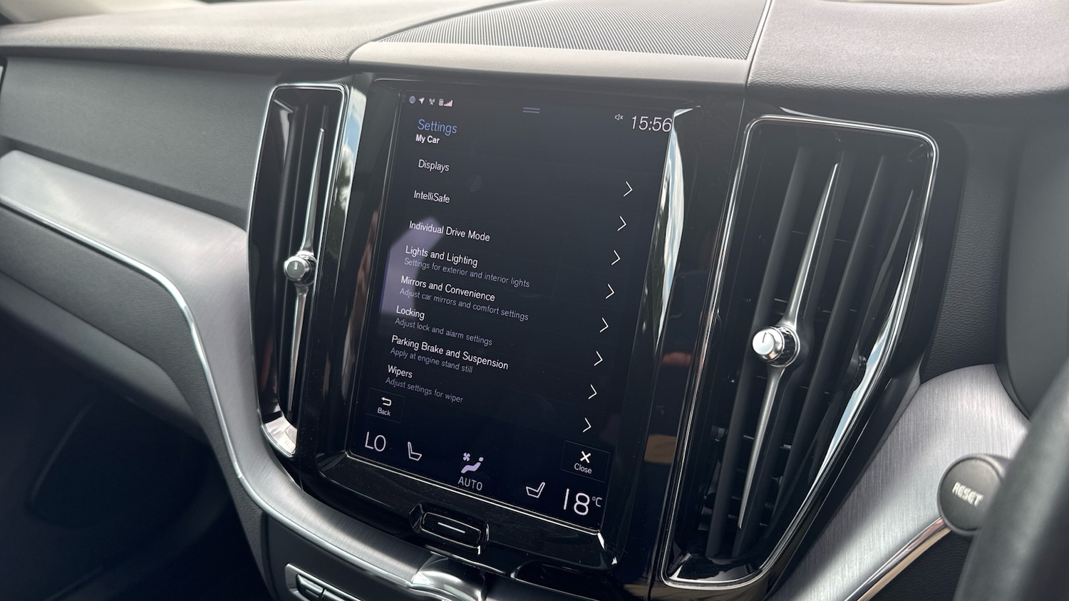 Used Volvo XC60 2021 for sale - 76833969: Photo 41