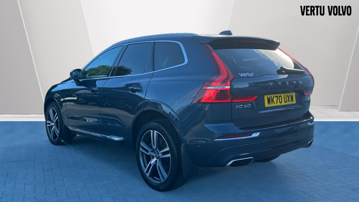 Used Volvo XC60 2020 for sale - 75995705: Photo 2