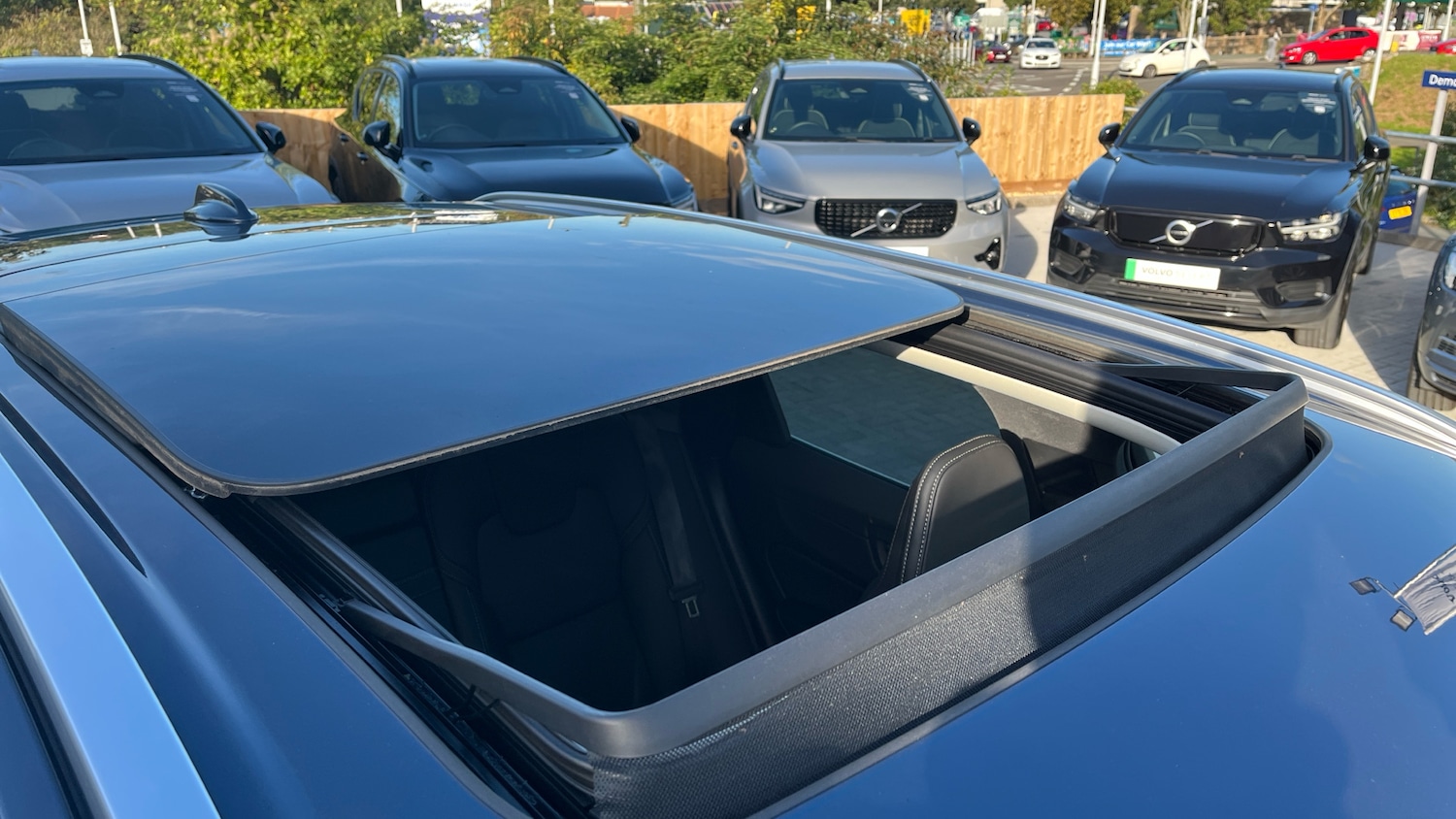 Used Volvo XC60 2020 for sale - 75995705: Photo 41