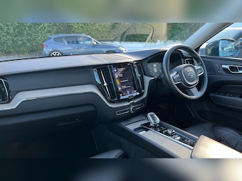 Used Volvo XC60 2020 for sale - 75995705: Photo 4