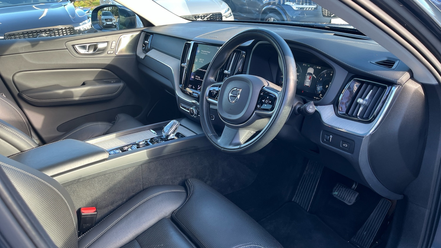 Used Volvo XC60 2020 for sale - 75995705: Photo 5