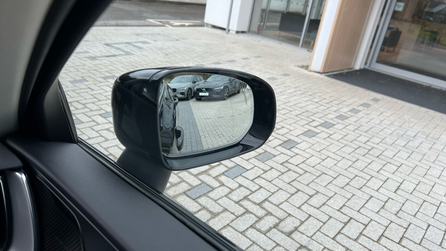 Used Volvo XC60 2023 for sale - 78164698: Photo 29