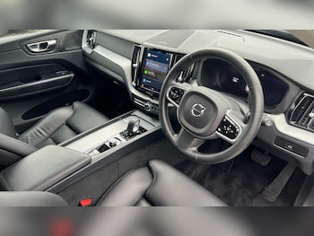 Used Volvo XC60 2023 for sale - 78164698: Photo