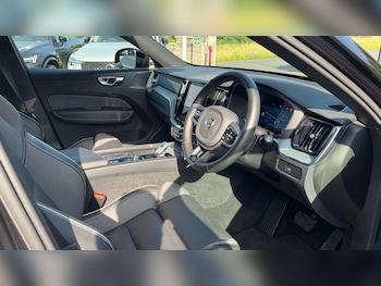 Used Volvo XC60 2025 for sale - 78962313: Photo