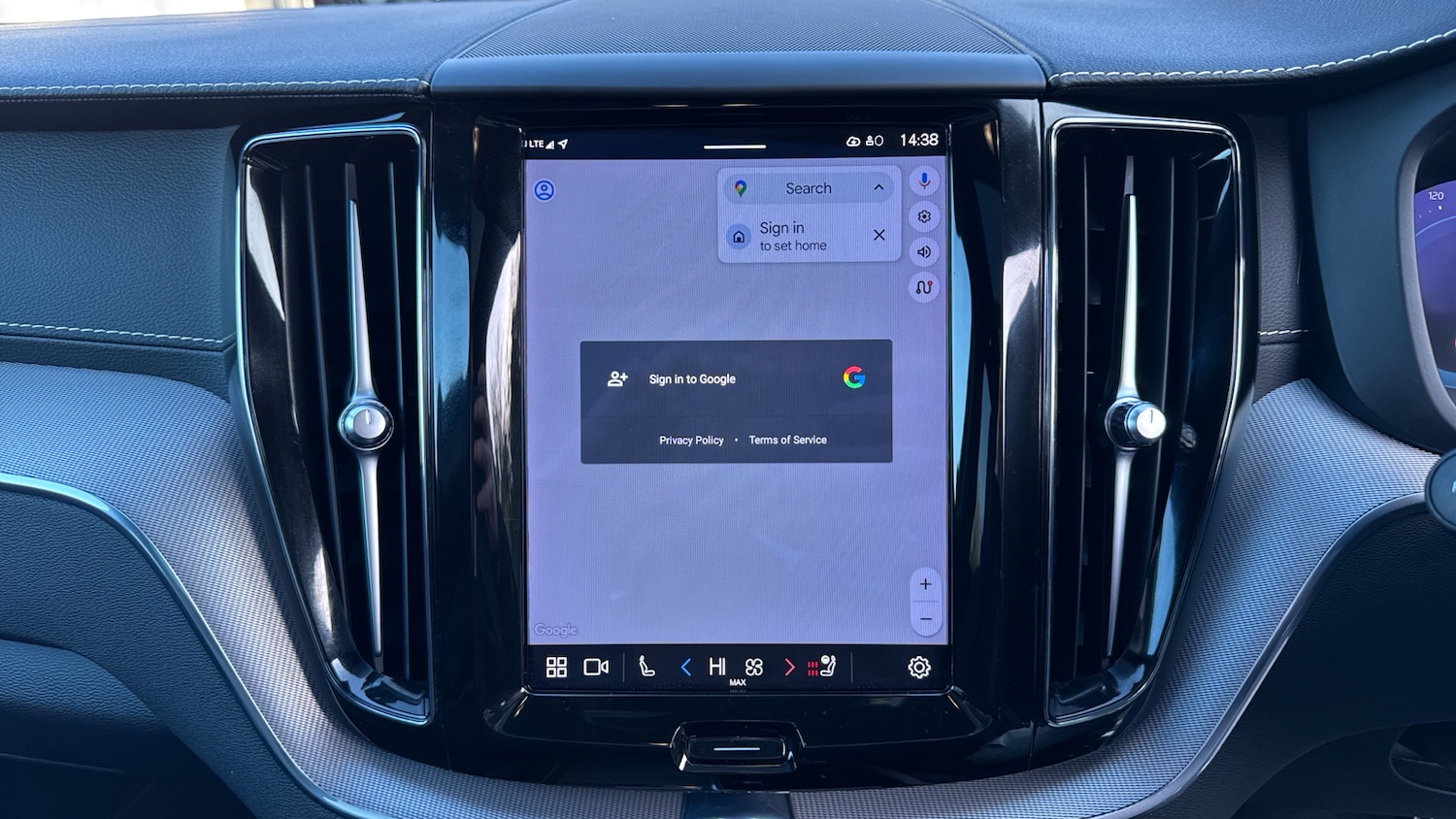 Used Volvo XC60 2022 for sale - 77406848: Photo 16