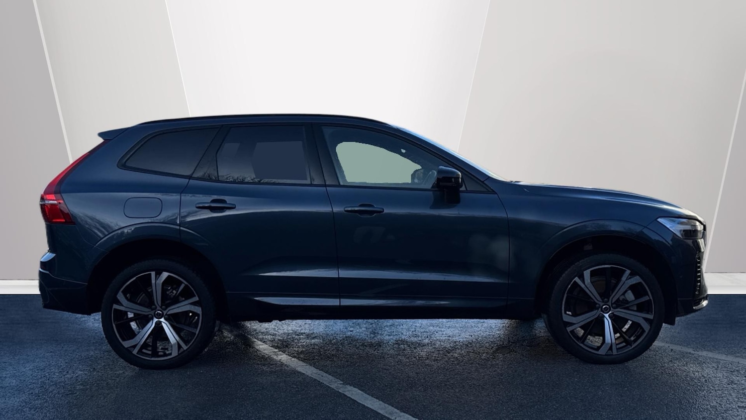 Used Volvo XC60 2022 for sale - 77406848: Photo 3