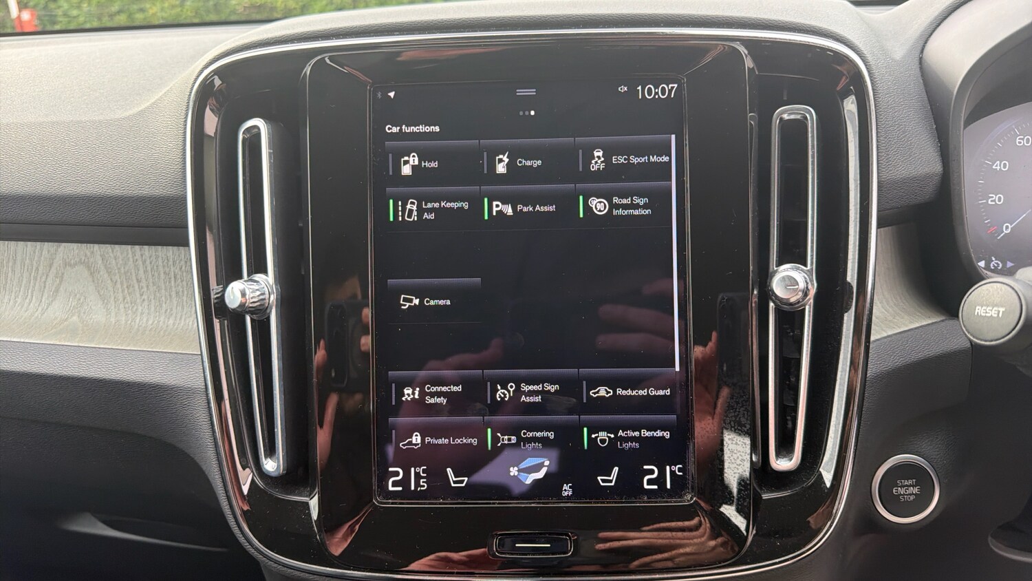 Used Volvo XC40 2022 for sale - 78197266: Photo 17