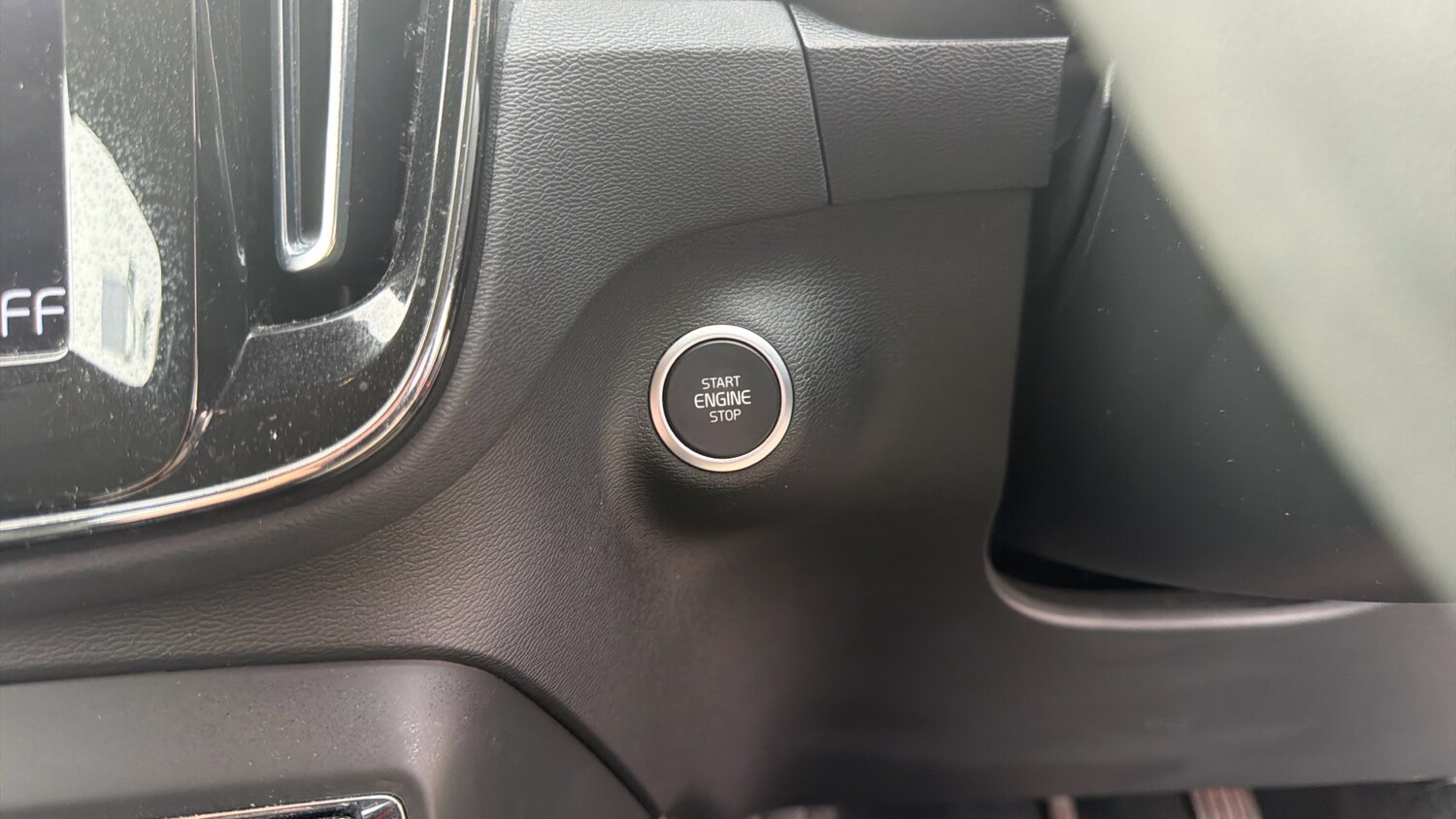 Used Volvo XC40 2022 for sale - 78197266: Photo 27