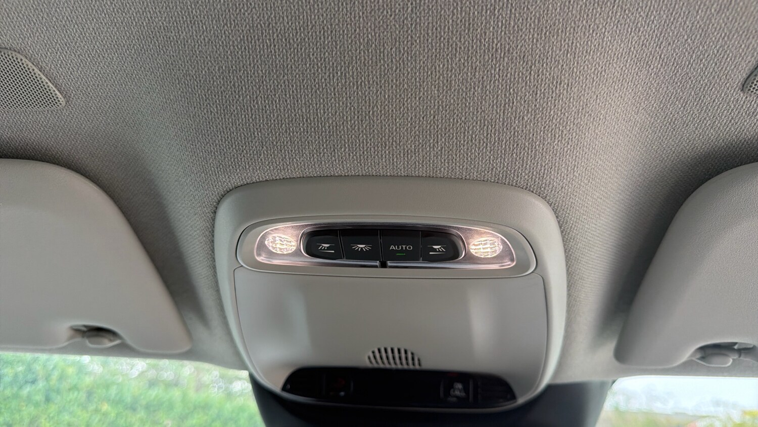 Used Volvo XC40 2022 for sale - 78197266: Photo 28