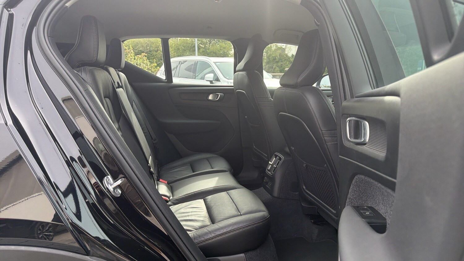 Used Volvo XC40 2022 for sale - 78197266: Photo 6