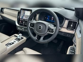 Used Volvo XC90 2025 for sale - 79556459: Photo